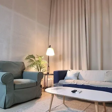 W House R505 Queen 2Beds
